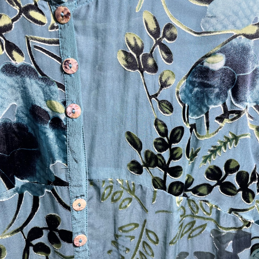 Citron Rayon&silk Blouse. Green floral print. L - Picture 8 of 10